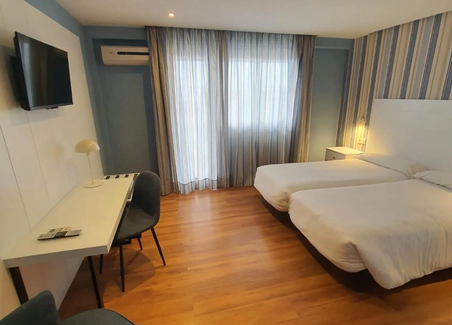 La Barracuda Hotell Torremolinos 3*,  Spanien