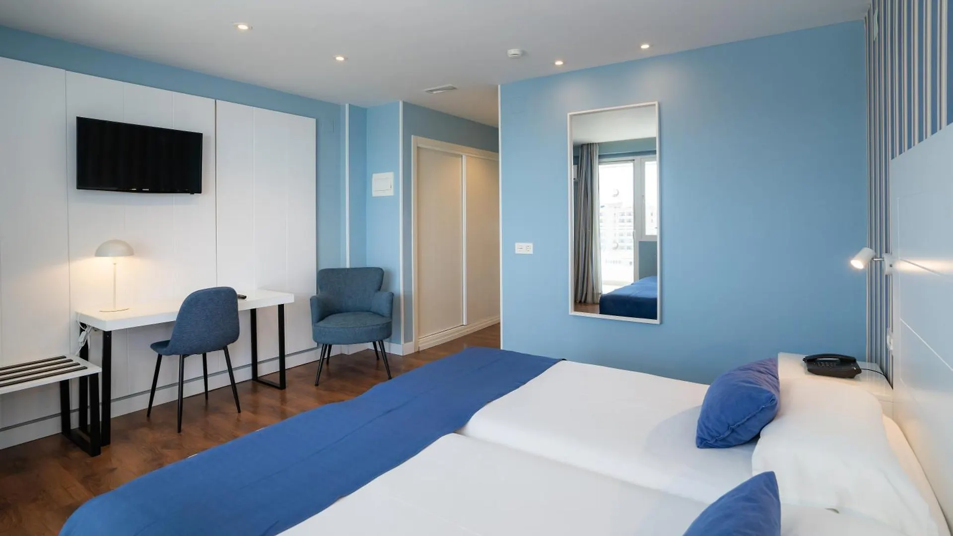 Hotel La Barracuda à Torremolinos 3*,